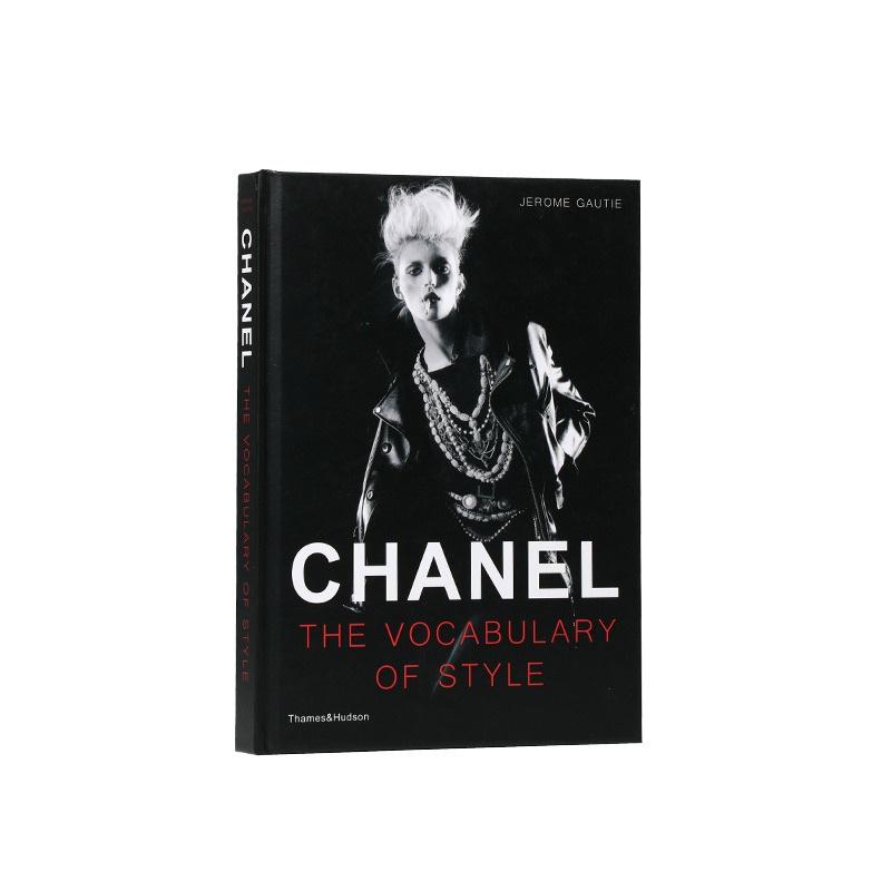 ESSENCE BOOK
